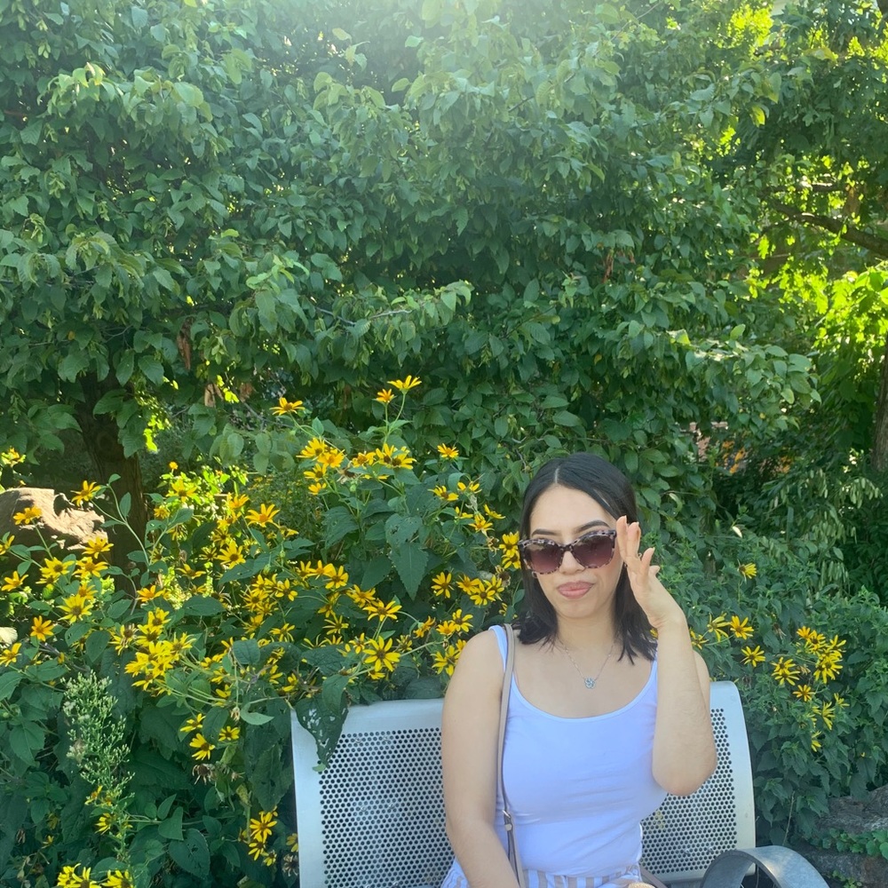 Meet your Posher, Yatzary